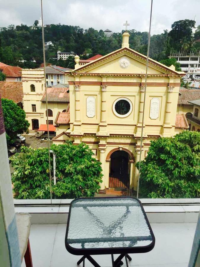 Getmore Bed & Breakfast Kandy Buitenkant foto